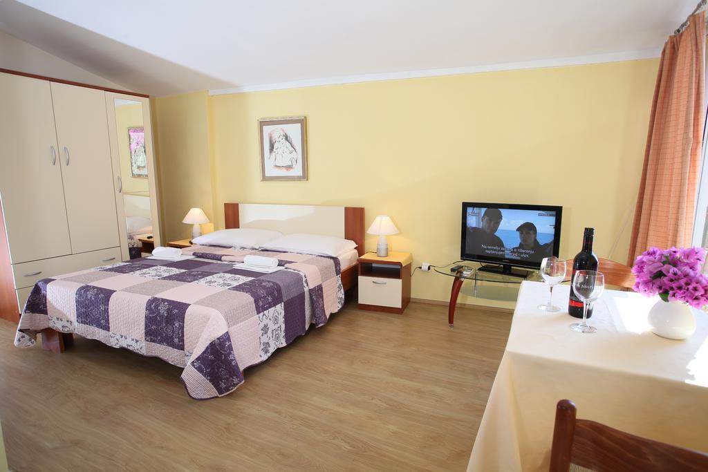 מאקרסקה Apartments Kovacic מראה חיצוני תמונה
