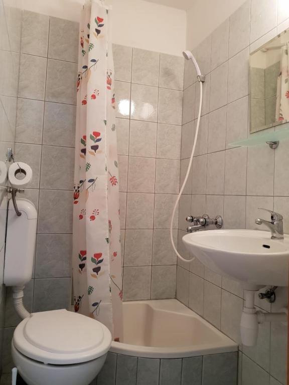 מאקרסקה Apartments Kovacic מראה חיצוני תמונה