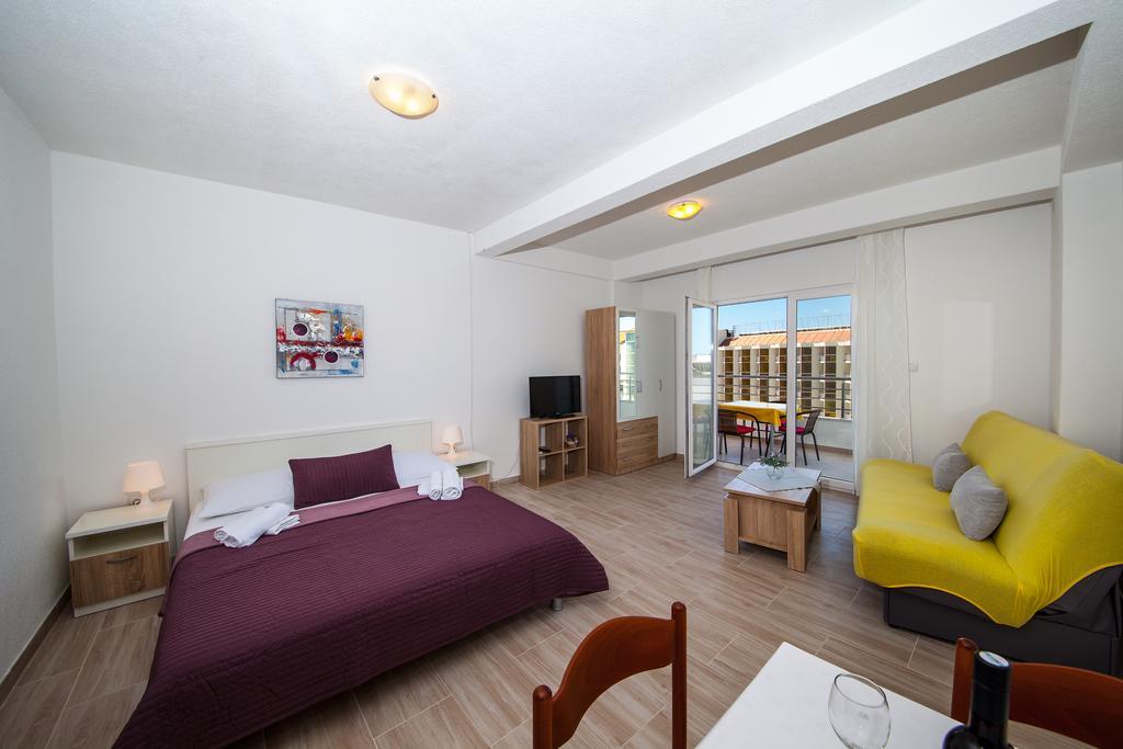 מאקרסקה Apartments Kovacic מראה חיצוני תמונה