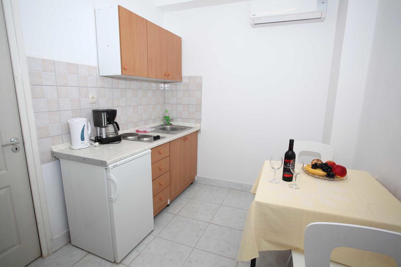 מאקרסקה Apartments Kovacic מראה חיצוני תמונה